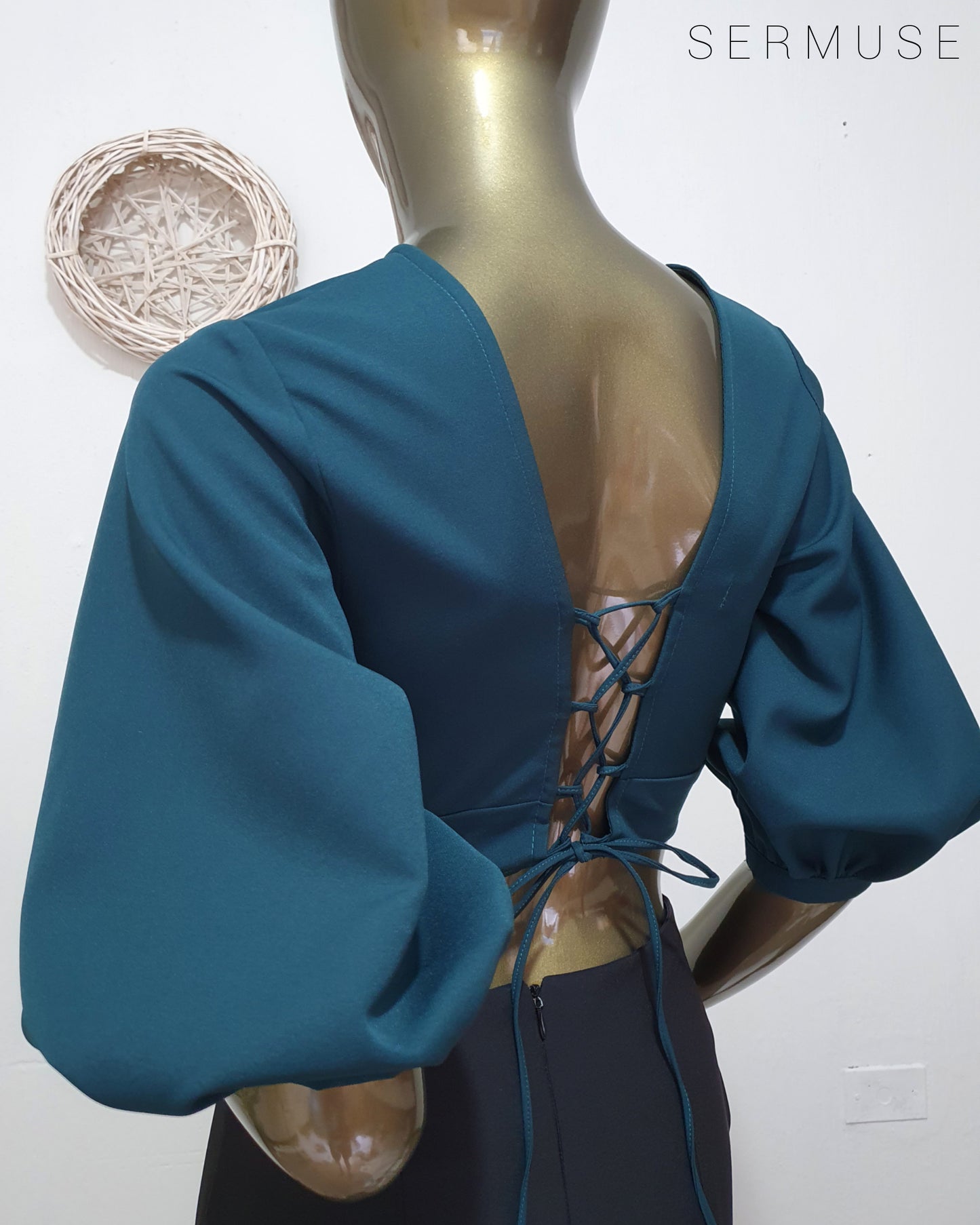 Croptop Diapausa "Verde Oscuro"